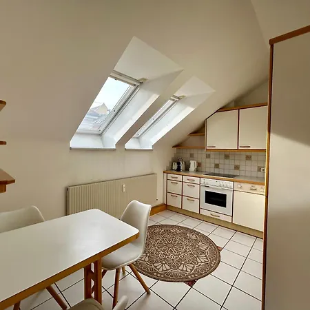Stayroom - D19 Apartment *
