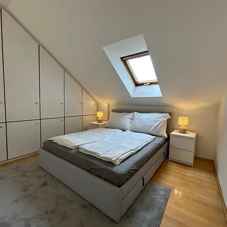 Stayroom - D19 Apartment *